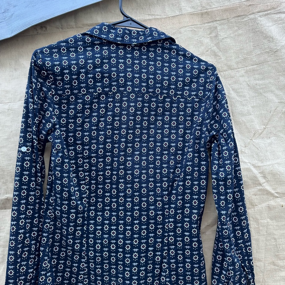Blue Patterned Button-Up Shirt - Picture 4 of 4